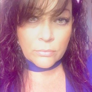 Meet your Posher, Nadine